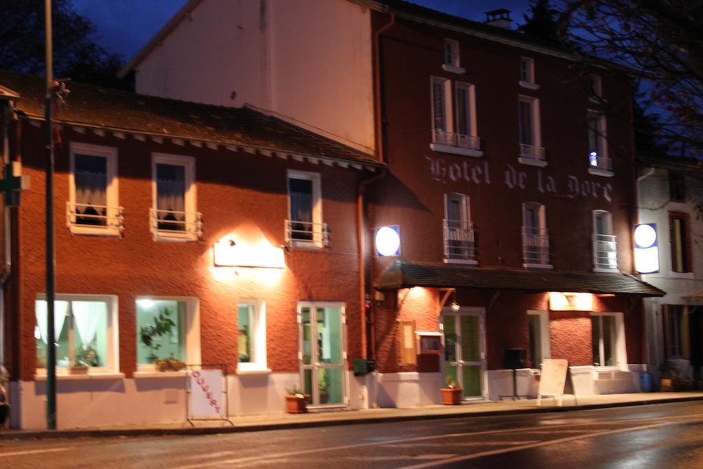Logis Hotel Restaurant De La Dore Vertolaye ภายนอก รูปภาพ